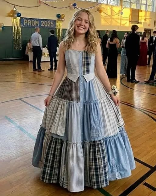 Cosí un vestido para el baile de graduación usando las camisas de mi padre como homenaje a él — mis compañeros se burlaron… hasta que el director tomó el micrófono y todo el salón quedó en silencio.