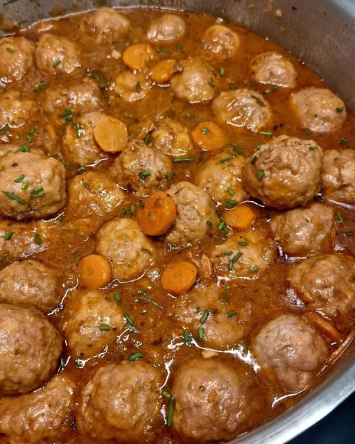 Albóndigas en salsa receta de la abuela