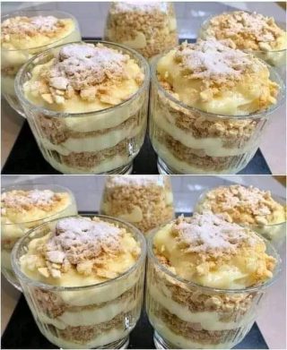 Quando mi sento un po’ golosa, preparo sempre questo dolce: “Napoleone al bicchiere”: è delizioso e squisito. Finisci in due minuti.