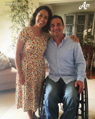Durante 8 años cuidé de mi esposo paralítico – Cuando finalmente volvió a caminar, me dio los papeles del divorcio