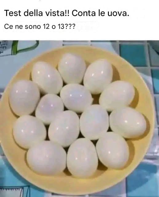 Questa immagine è un classico rompicapo visivo progettato per ingannare il cervello, richiedendo di disporre le uova in modo da ottenere l’effetto desiderato.